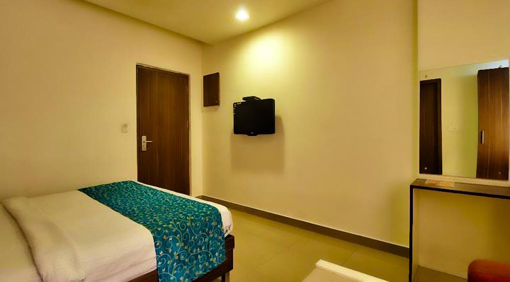Hôtel Continental Park à Vijayawāda Extérieur photo